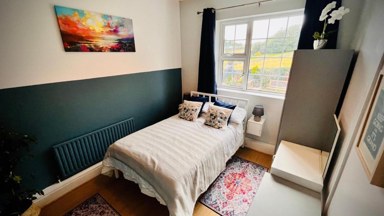 Wild Atlantic Stay Cottage غالواي المظهر الخارجي الصورة